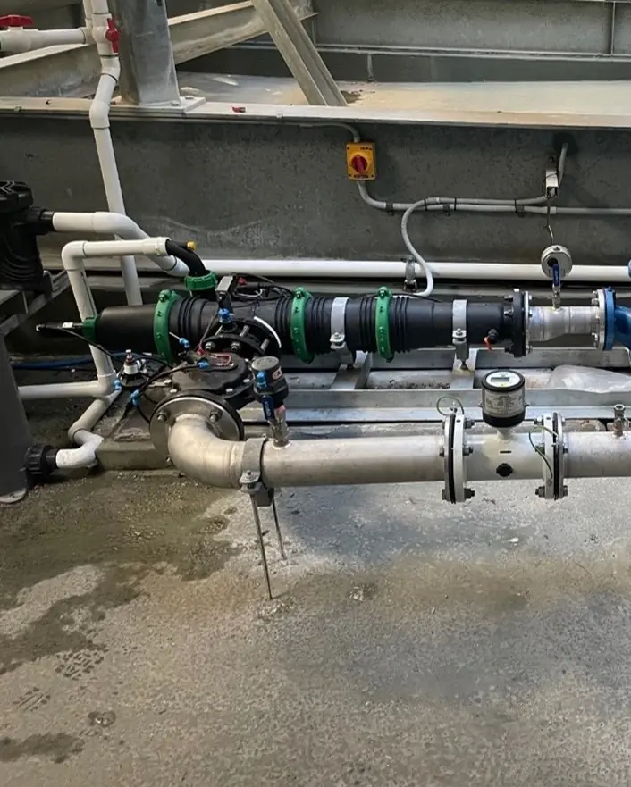 Amélioration du système de filtration du flux latéral des tours de refroidissement, Australie